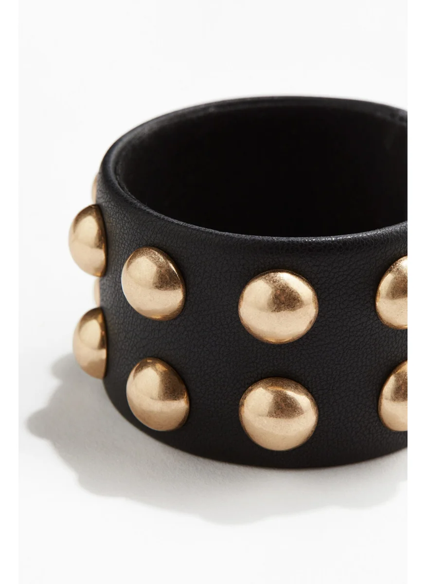 اتش اند ام Studded Cuff Bracelet