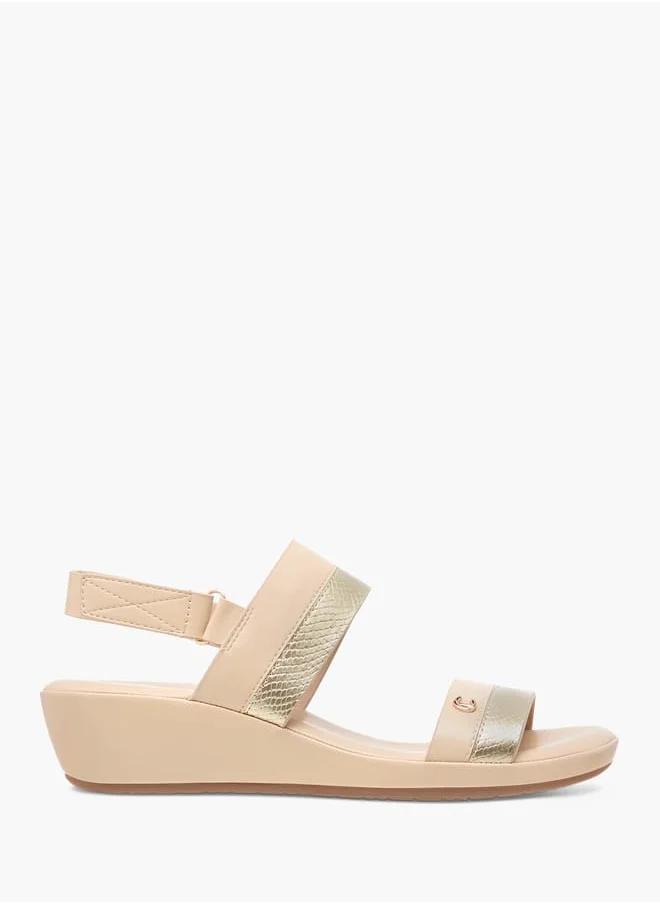 لو كونفورت Women Textured Strap Sandals with Buckle Closure