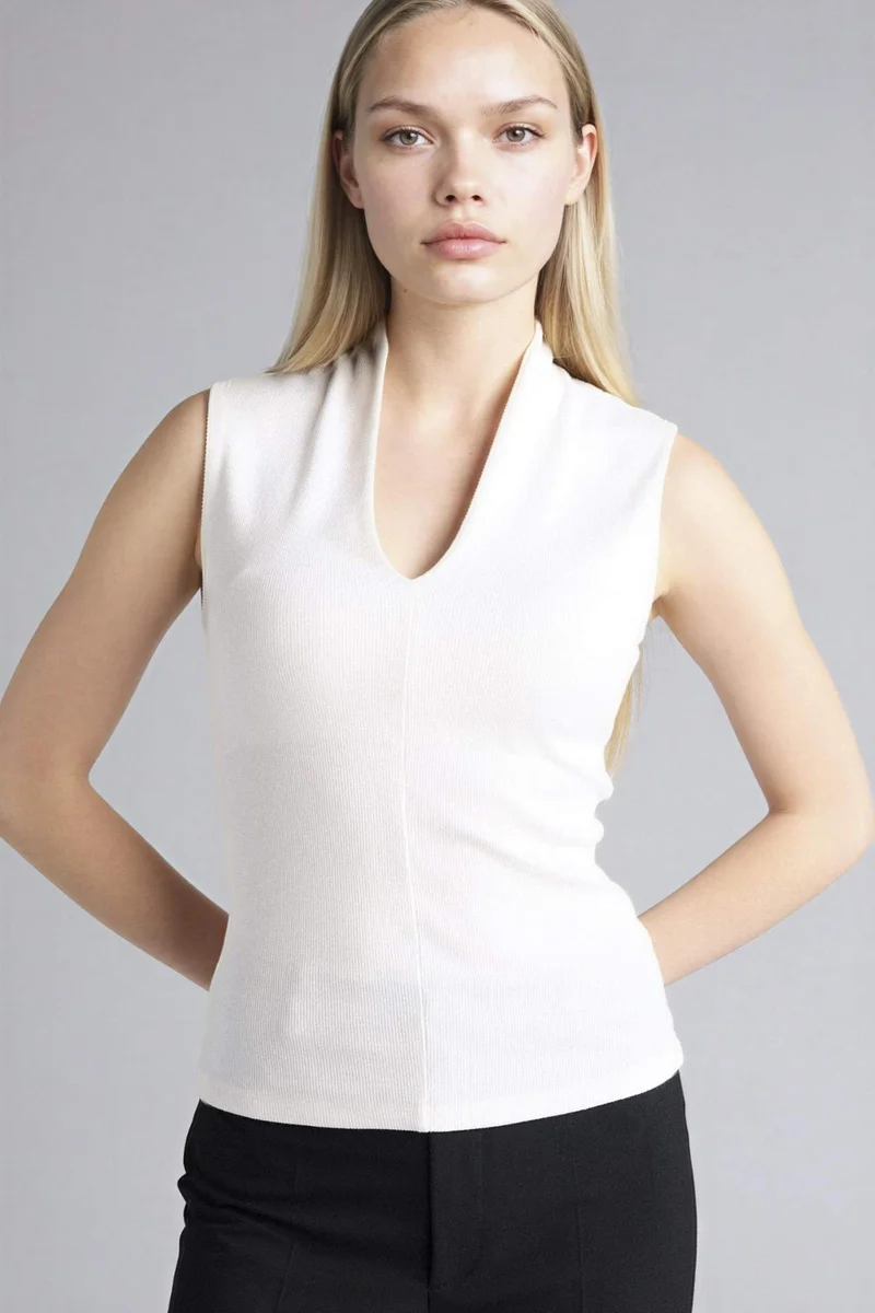 ديفاكتو Slim Fit Camisole V-Neck Tank Top