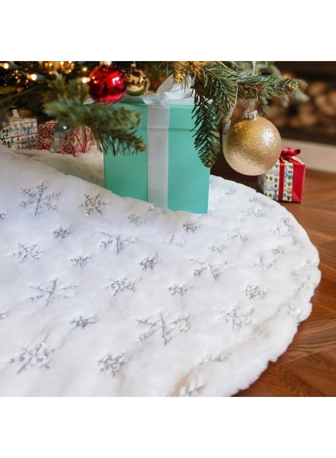 CHICHIC 48 Inch Large Christmas Tree Skirt White Tree Skirt Xmas Faux Fur Tree Skirts Christmas Decorations for Holiday Tree Ornaments Christmas Party Home Decorations with Sequin Silver Snowflakes - Image 2