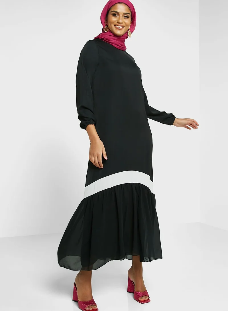 Khizana Color block Pleat Detail Dress