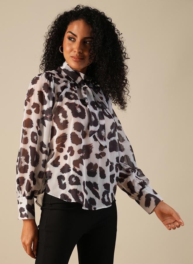 globus Globus Animal Print Tie-Up Neck Balloon Sleeves Top  - Image 2