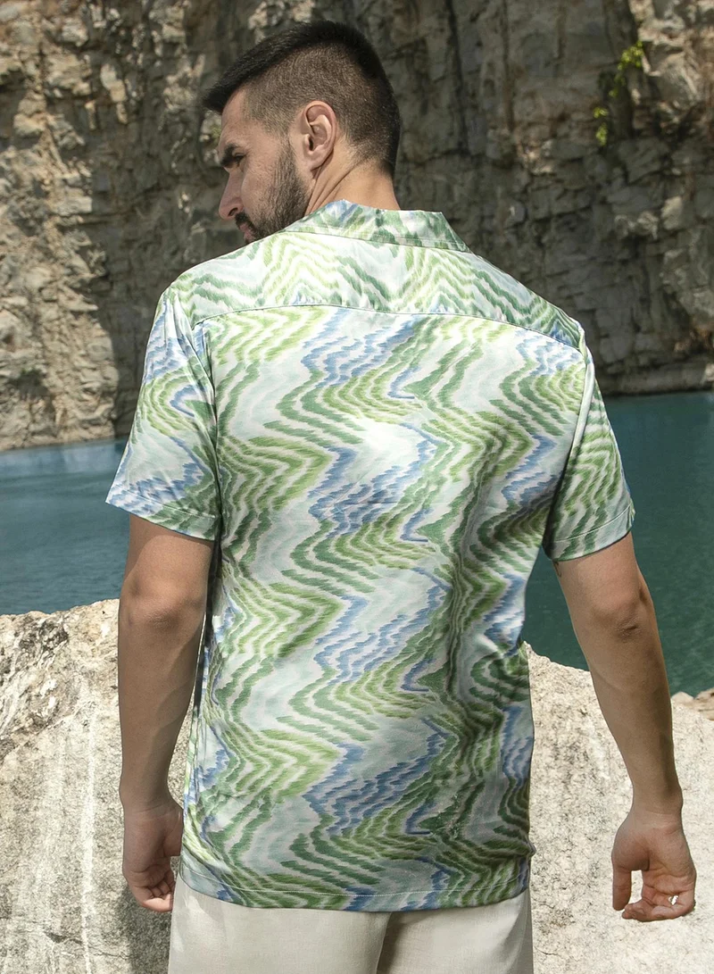 Campus Sutra Men's Grass Green & Navy Blue Ripple Shirt