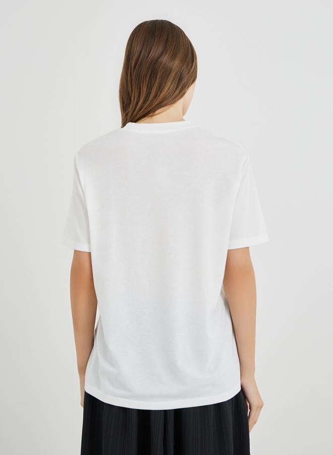 Styli Styli Embroidered Slogan Round Neck T-Shirt - Image 4