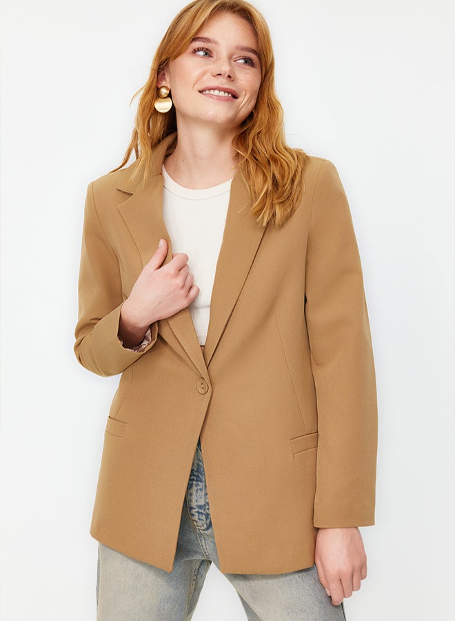 trendyol سترة بليزر منسوجة ببطانة عادية باللون البيج الداكن TWOAW20CE0316 - Image 3