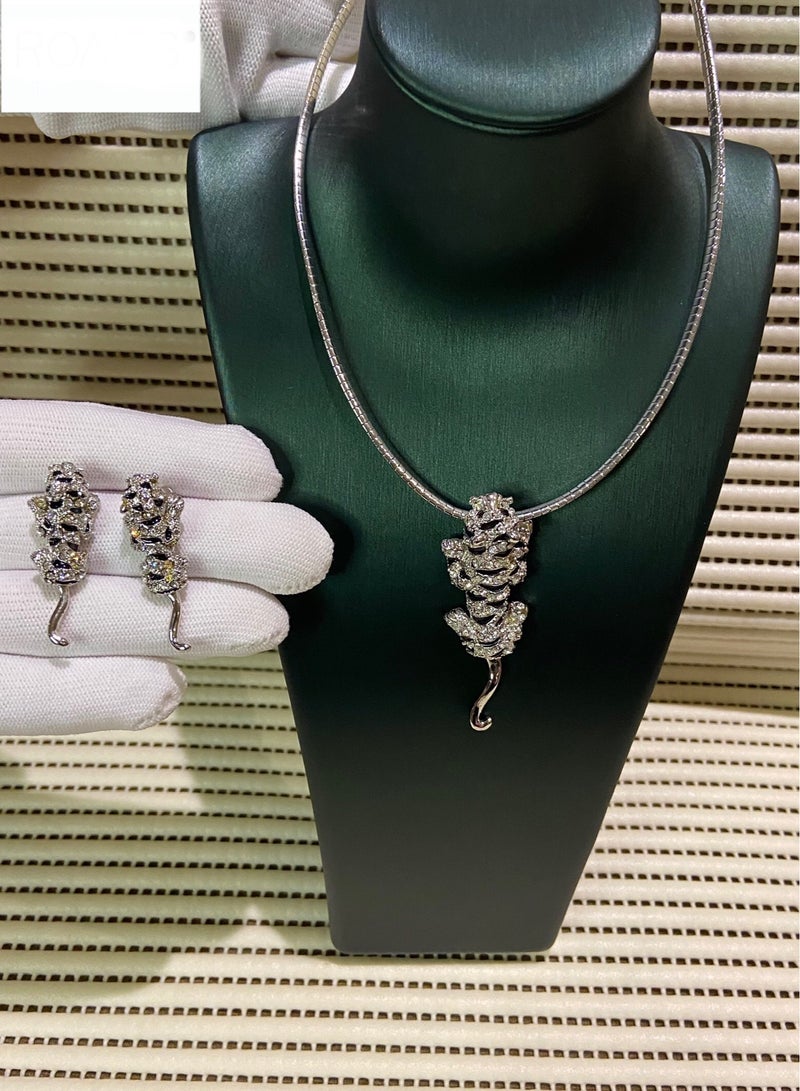 نيو ستايل طقم سلسال وحلق اذن نسائي أنيق من الاستانلس ستيل - Image 1