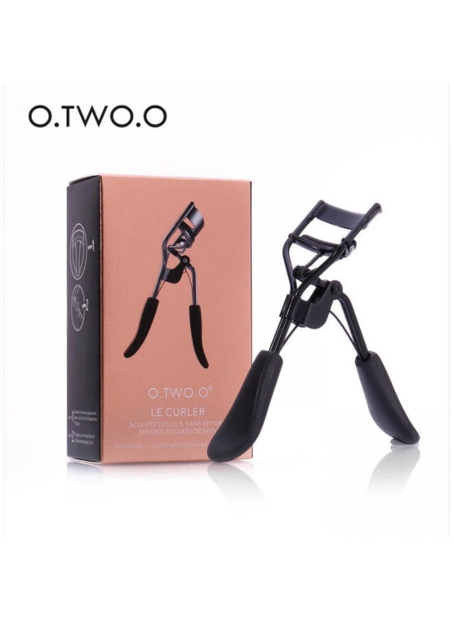 O.TWO.O Eyelash Curler for Natural and False Eyelashes - Black