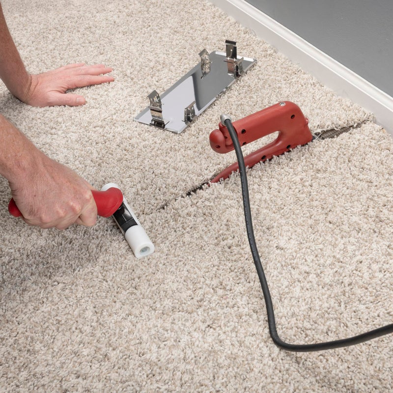 Roberts 10-282G-2 Deluxe Heat Bond Carpet Iron with Non-Stick Grooved Base , Red - Image 4