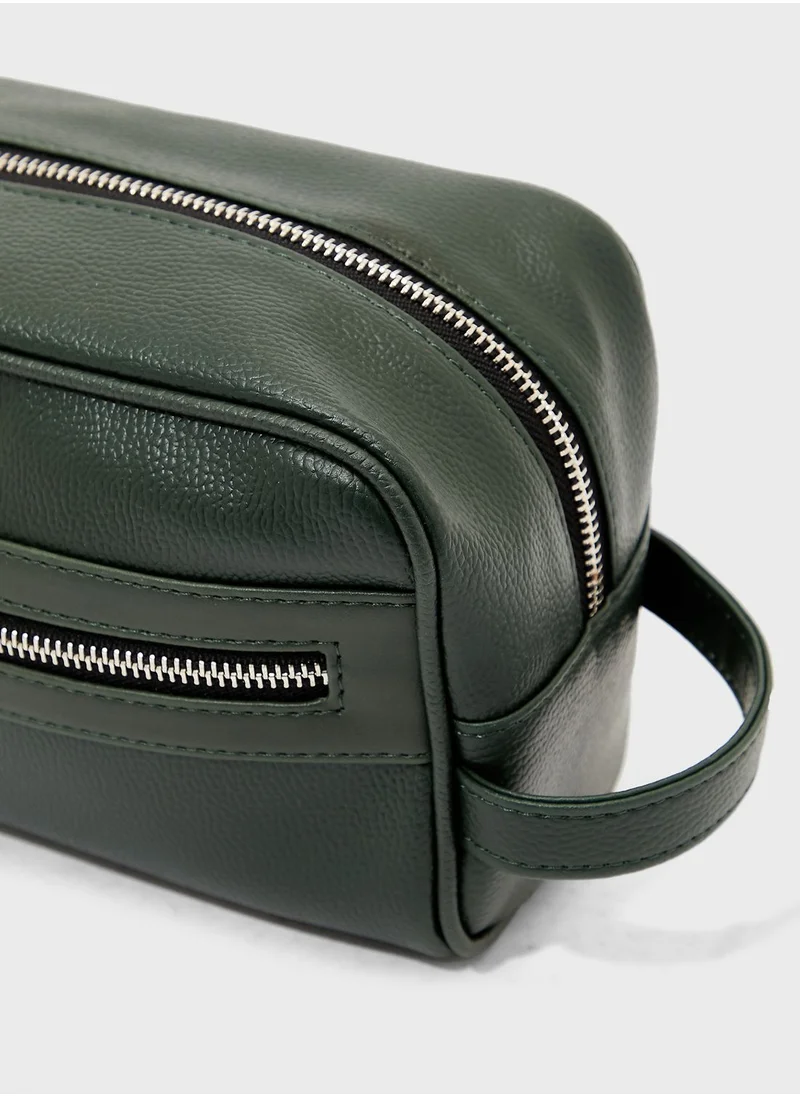 روبرت وود Spacious Toiletry Kit Bag