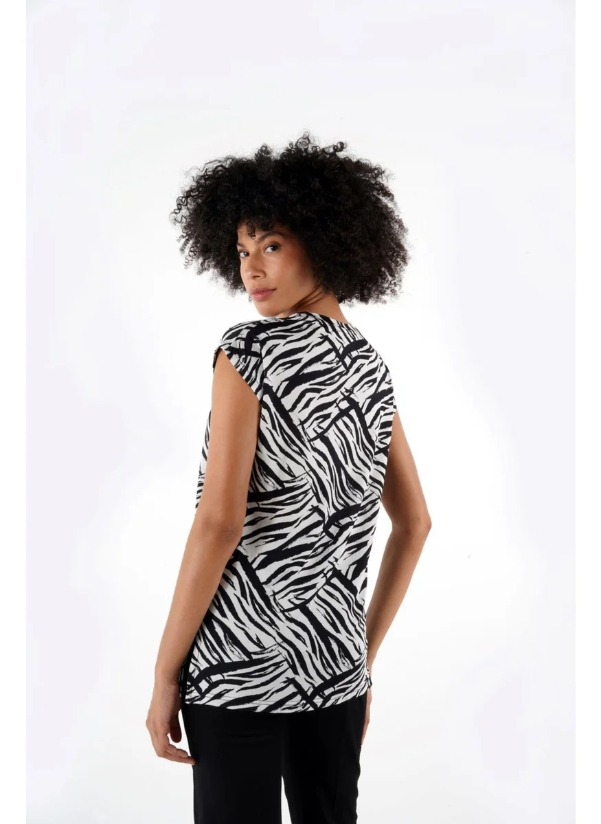 Alexander Gardi Slit Patterned Blouse (B24-1659)