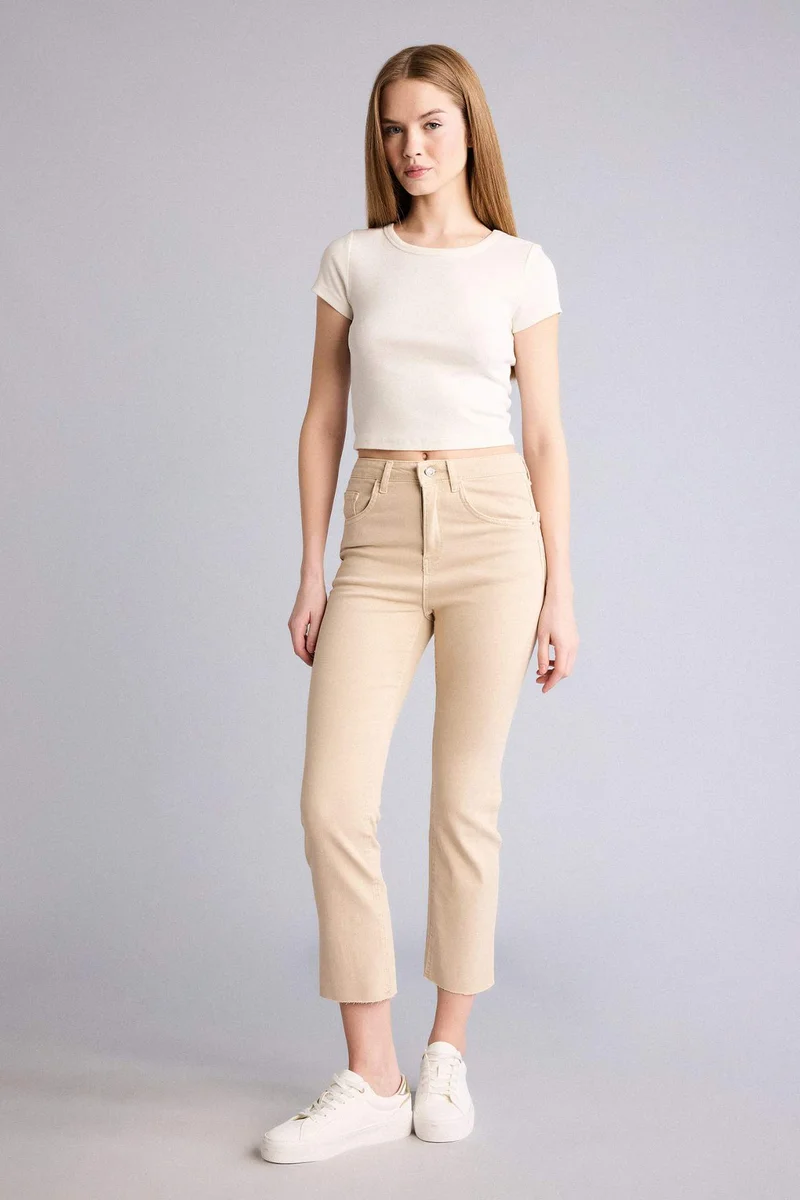 ديفاكتو Flare Fit High Waist Ankle Length Jeans