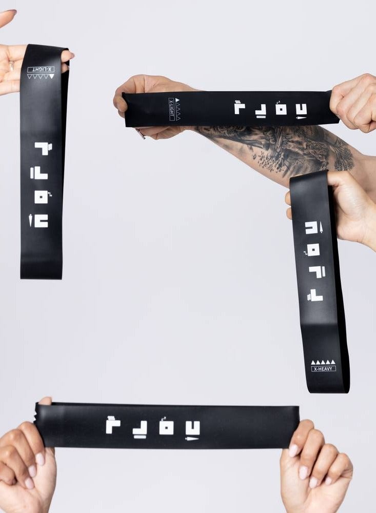 تمدد أشرطة مقاومة من المطاط من - مجموعة من 5 مستويات (خفيف جدًا، خفيف، متوسط، قوي، قوي جدًا) | أشرطة تمارين مقاومة متينة لليوغا، البيلايتس، تدريب القوة، والتمارين المنزلية | معدات لياقة بدنية | تشمل حقيبة تخزين - Image 5