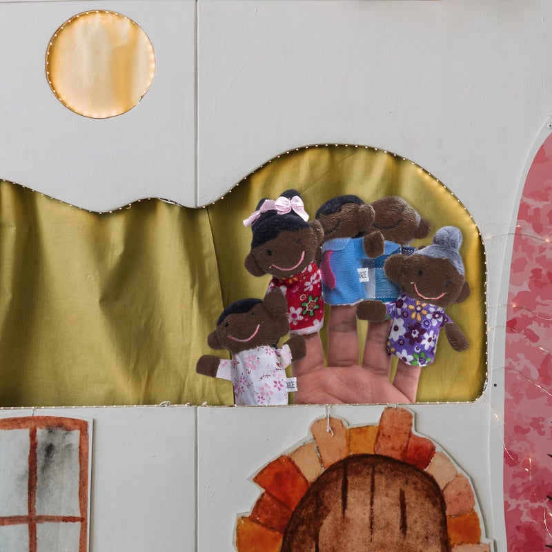 Super Z Outlet Mini Grandparents, Mom & Dad, Brother & Sister Family Style Finger Puppets for Children, Shows, Playtime, Schools - 6 Piece (Family 3) - Image 2