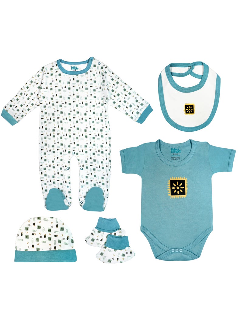 بابيز_بيسك بيبيز بيسك مجموعة هدايا مكونة من 5 قطع قطنية 100٪ للجنسين تشمل السالوبيت ، والرمبر ، والقفازات ، والقبعة ، والبيجامة/البذلة. - Image 1