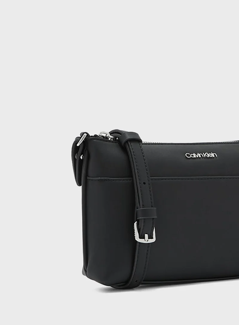 CALVIN KLEIN Must Crossbody