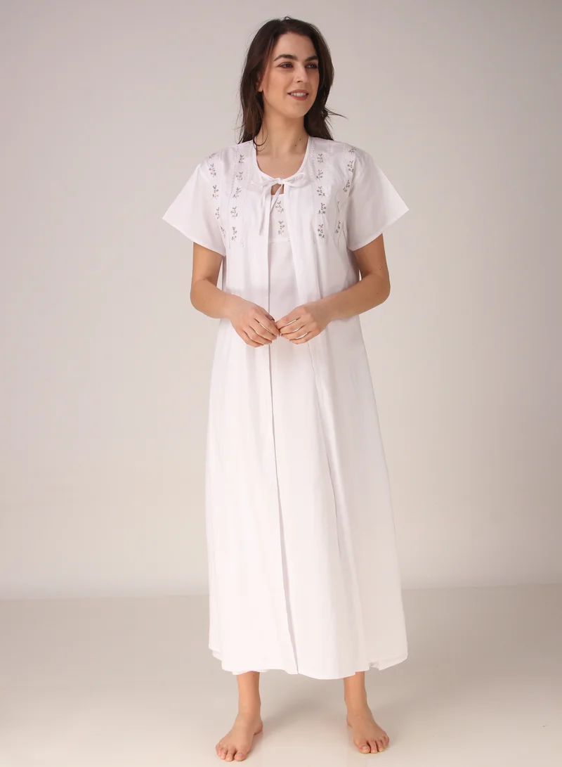 After Dark Brianna, White Nightdress and Gown