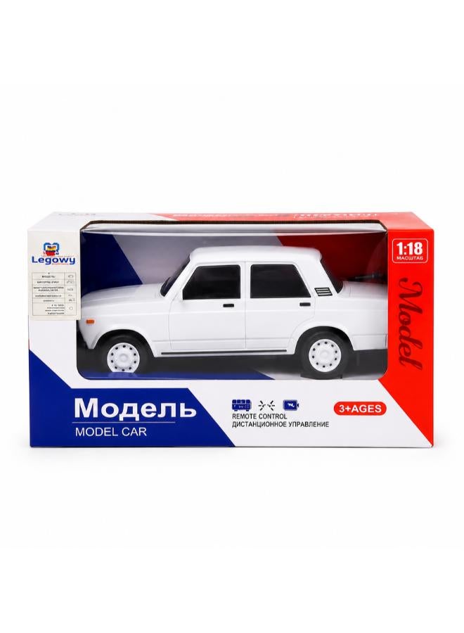 Remote Control Classic Model Car - 1:18 Scale - White - Image 1