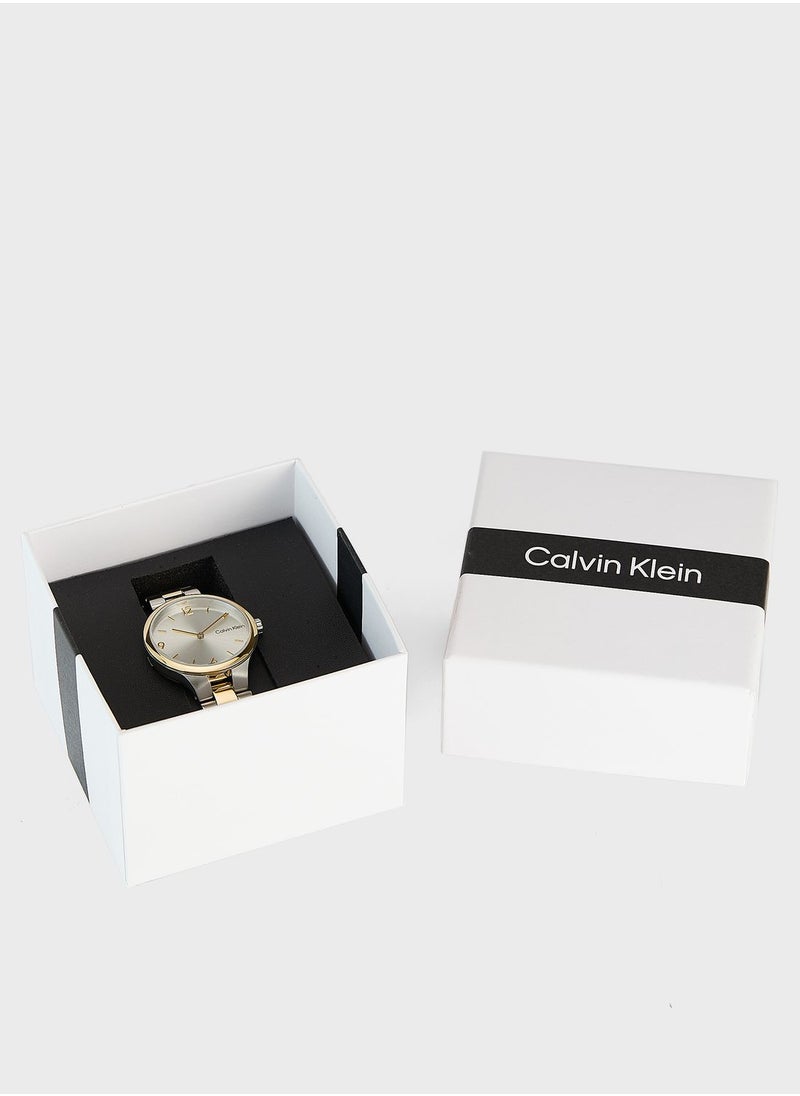 CALVIN KLEIN Linked Bracelet Analog Watch  - Image 4