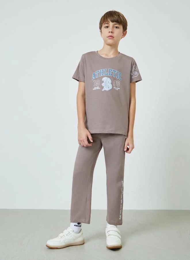 ستايلي Teens Cotton Regular Fit T-Shirt And Joggers Set