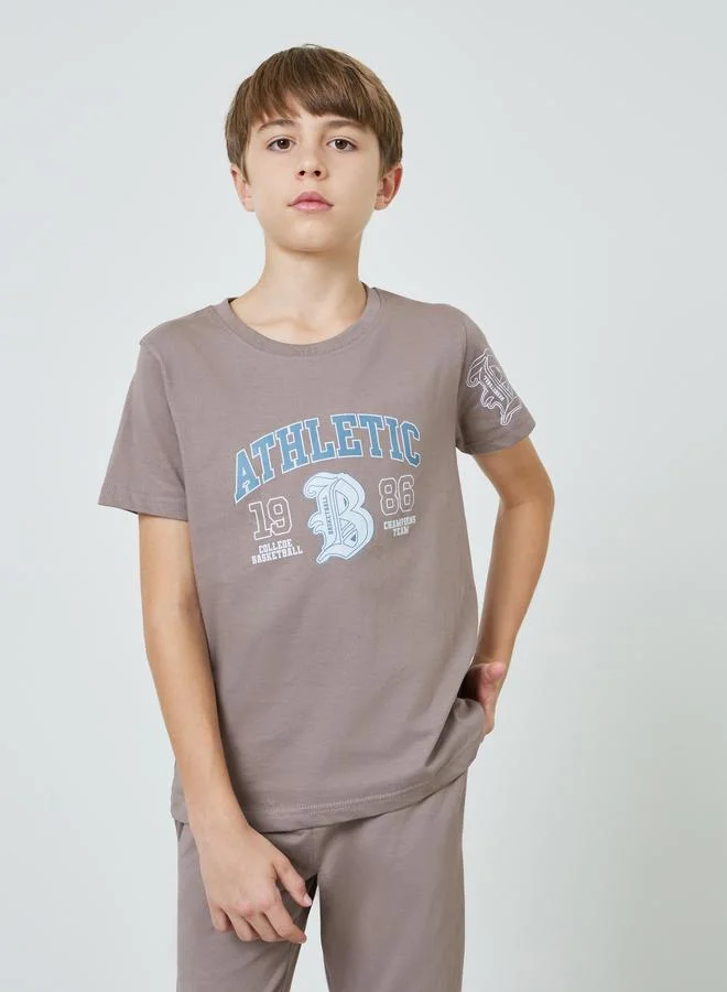 ستايلي Teens Cotton Regular Fit T-Shirt And Joggers Set