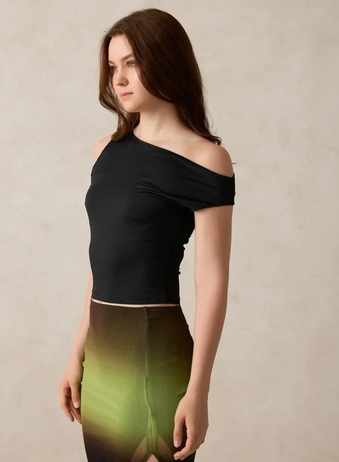 OUTZIDR Black Asymmetric Neck Solid Knit Top