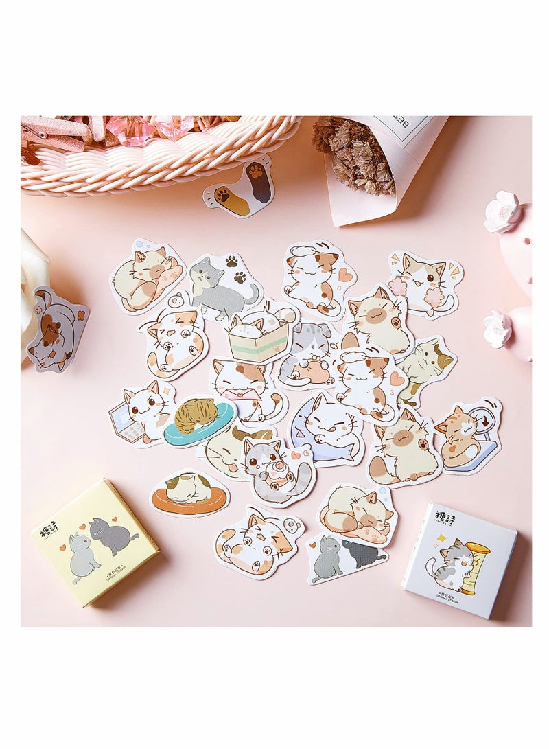 Excefore ملصقات بموضوع القطط، 2 صندوق/ 90 قطعة ملصقات قطط لطيفة لتزيين الدفاتر، ملصقات لاصقة لمشاريع القص واللصق للكمبيوتر المحمول، المخططات، الدفاتر، الحقائب، اليوميات، الألبومات - Image 1