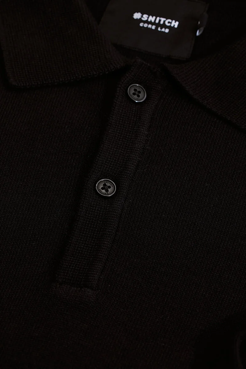 SNITCH تيشيرت بولو محبوك بقصة ضيقة لون أسود من كور لاب