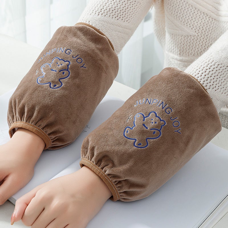 CuteCartoon Long Sleeve Cufflinks Autumn Winter Waterproof Dirt-resistant Arm Protector New 2023 Model For Students And Adults Brown Bear 