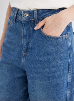 DeFacto Carrot Fit High-Waist Boyfriend Jean With Washed Effect  - Image 4