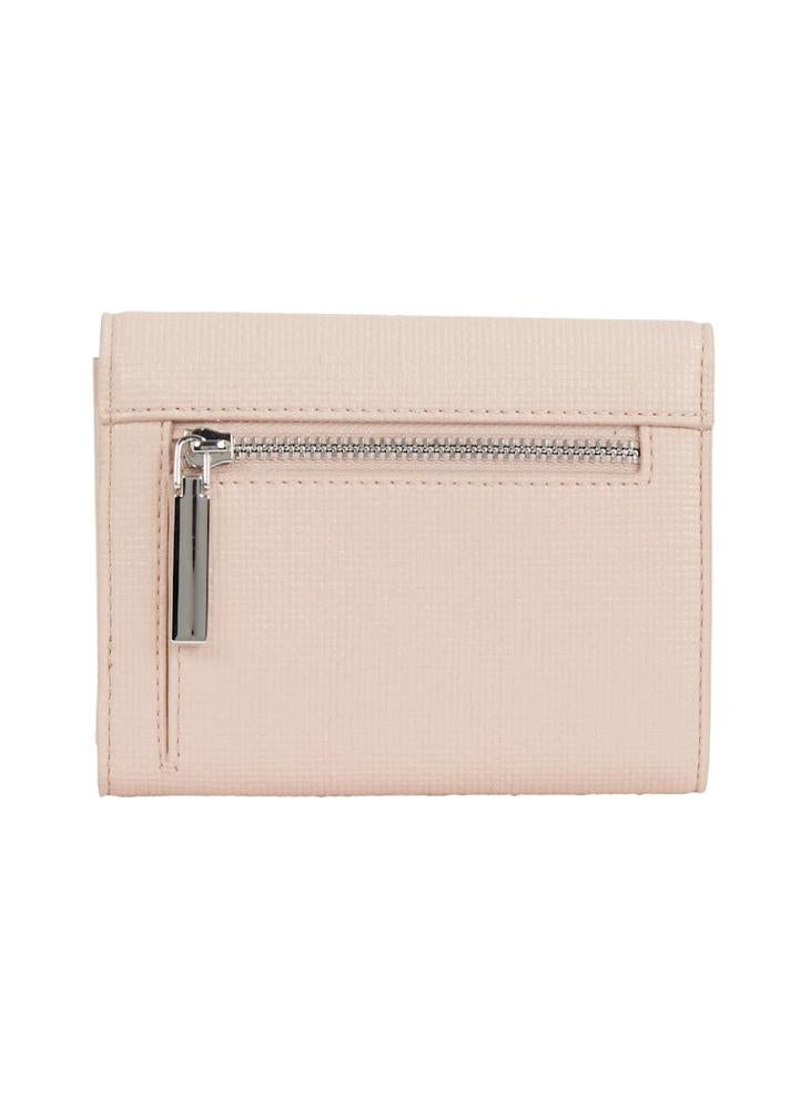 CALVIN KLEIN DAILY MEDIUM TRIFOLD WALLET  - Image 2