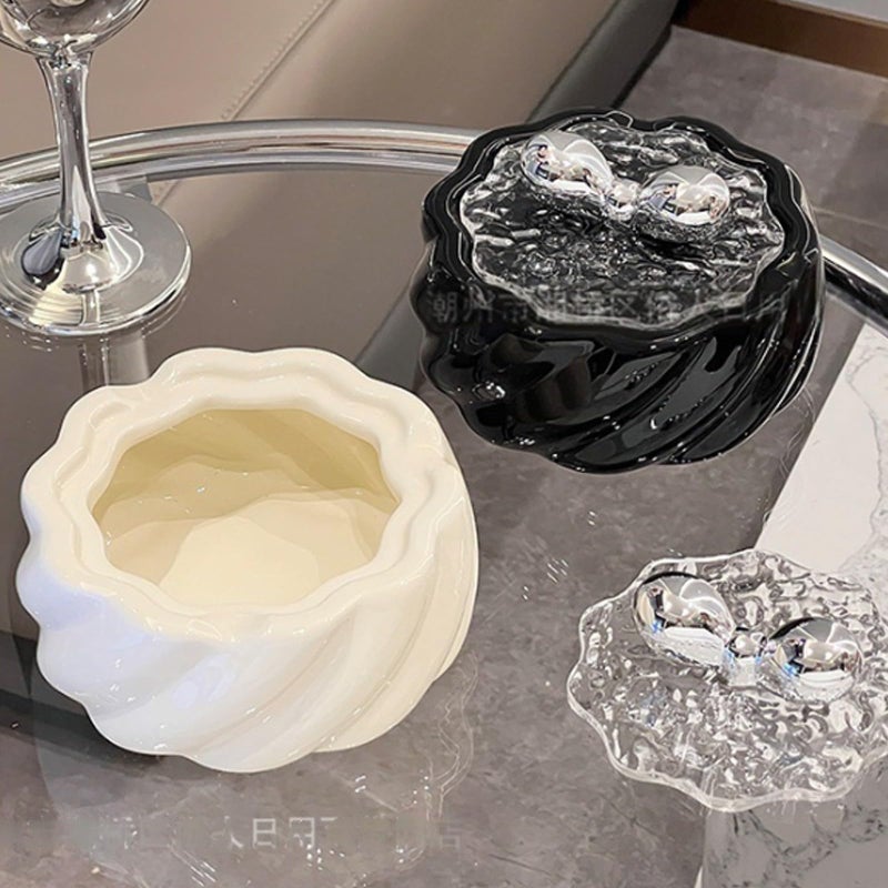 White Bow Covered Ashtray with Ice Cream Design for Household Workplace Office Use - Image 4
