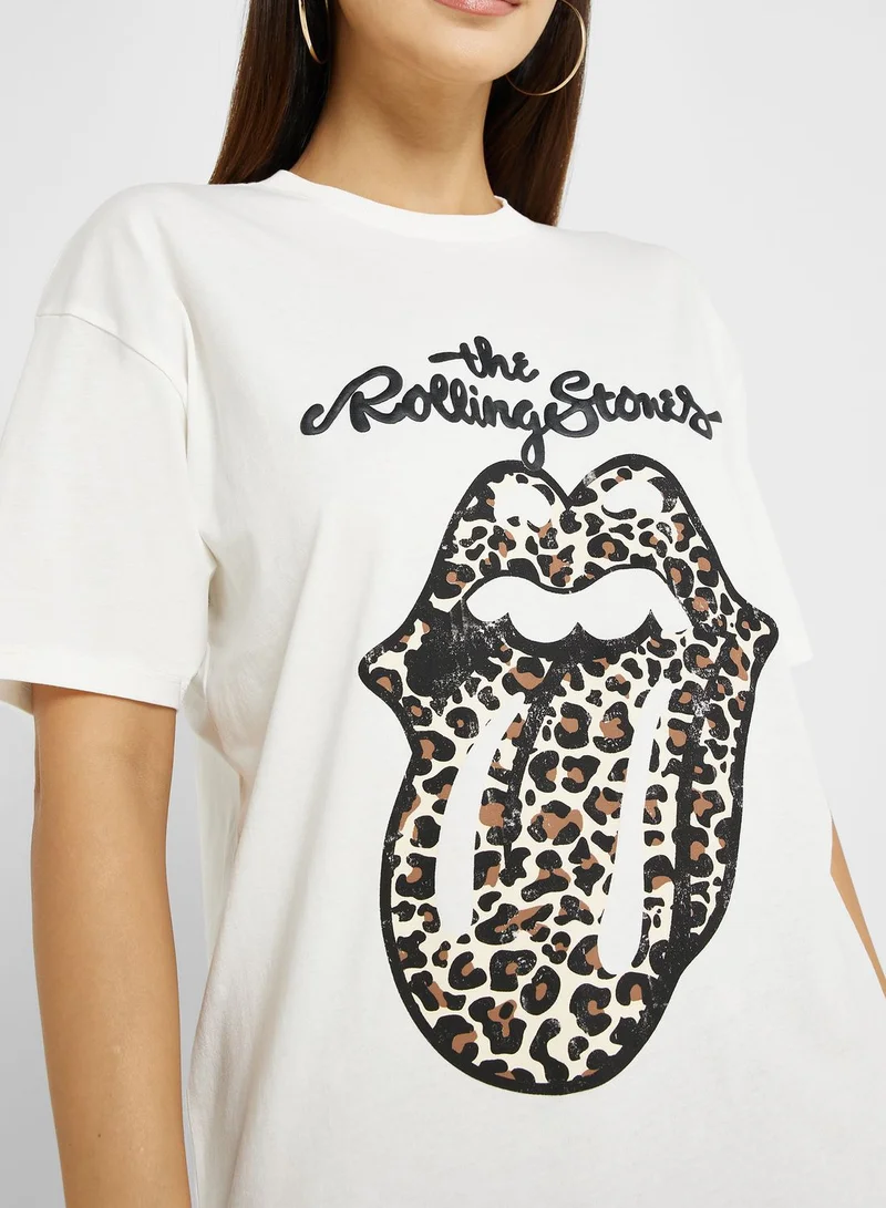 NEW LOOK Round Neck Graphic T - Shirt