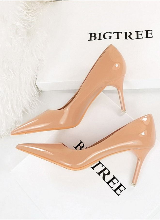 BIGTREE Glossy Patent Leather Shallow Mouth Pointed Thin High-Heeled Shoes 7.5CM Beige 