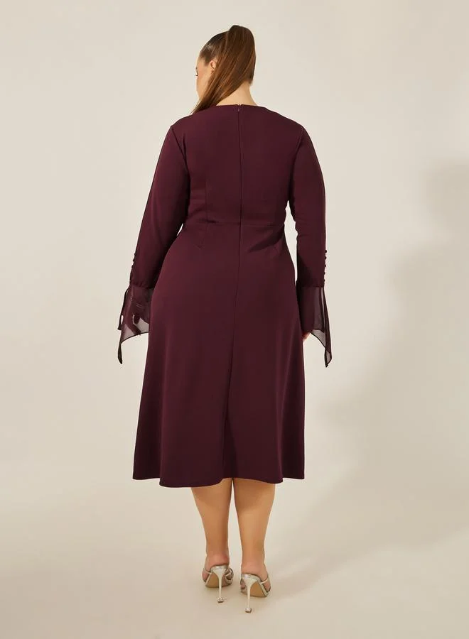Styli Styli Plus Size Embellished Long Sleeves A-Line Midi Dress