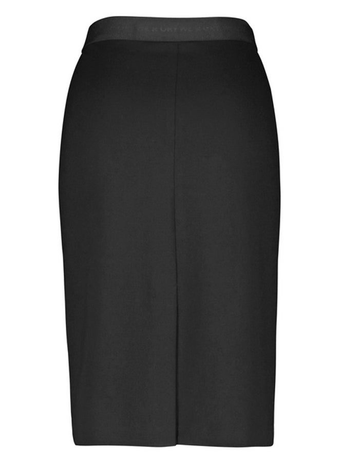 GERRY WEBER Pencil skirt with an elasticated waistband and added stretch  - Image 2