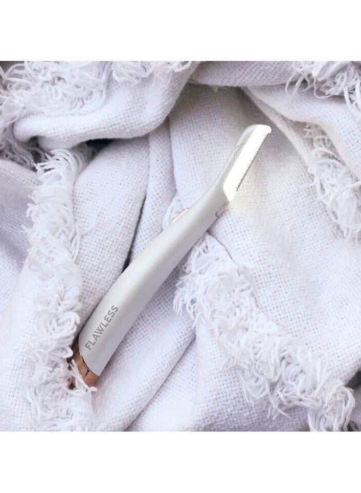 Flawless Dermaplane GLO Lighted Facial Exfoliater and Hair Remover - Image 5