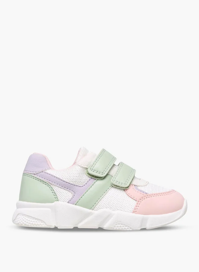 بيرفيت Panelled Sneakers with Hook and Loop Closure