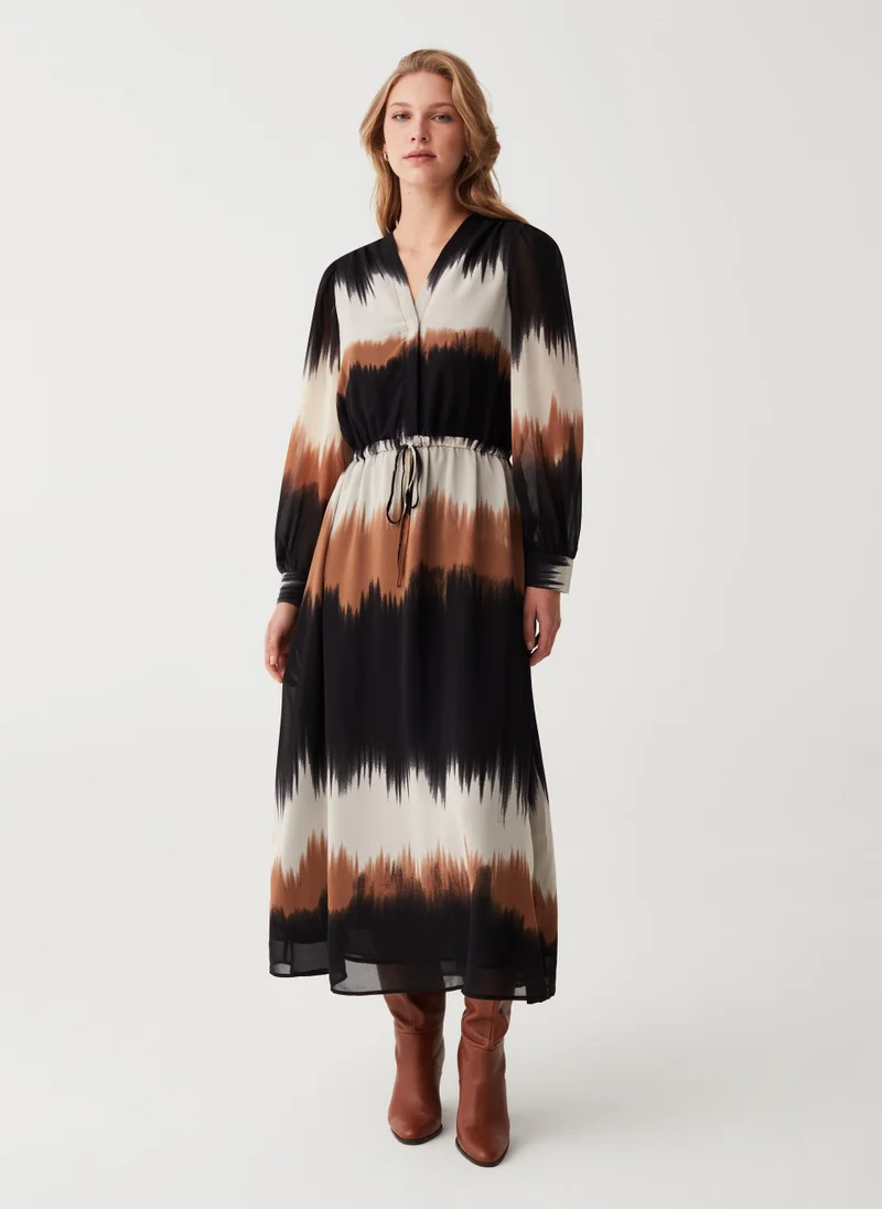 او في اس Long degradé dress with drawstring