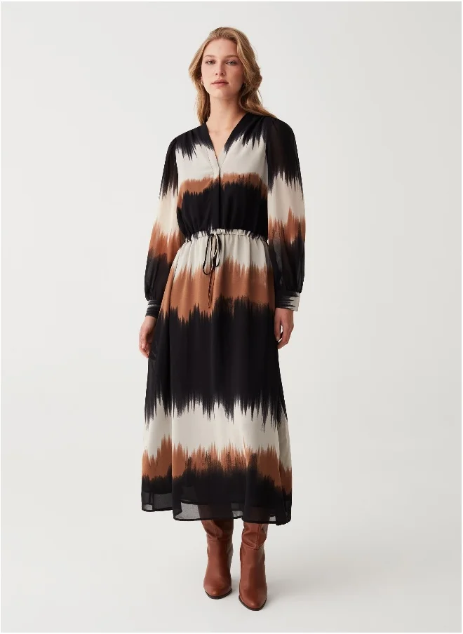 او في اس Long degradé dress with drawstring