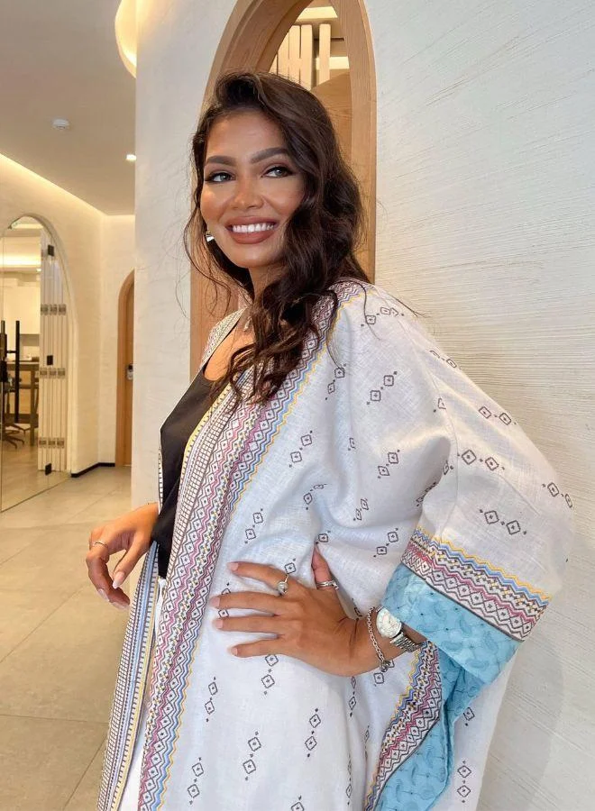مشروع بلا اسم Boho Chic: Fatina - Abaya & Scarf Set