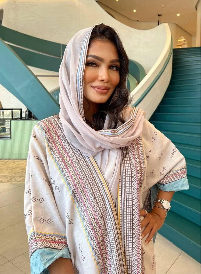 مشروع بلا اسم Boho Chic: Fatina - Abaya & Scarf Set