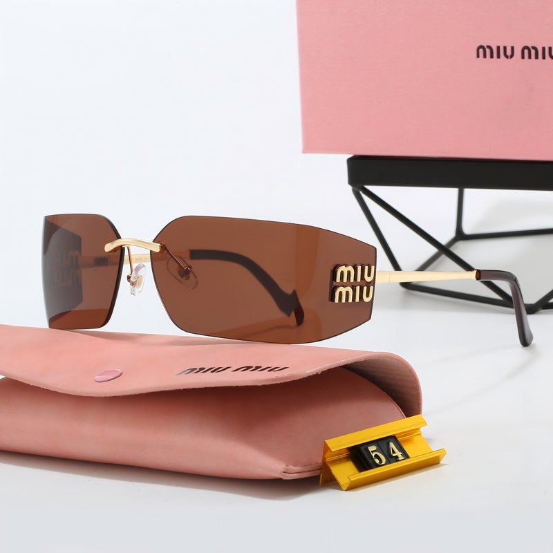 نظارات شمسية فاخرة Miu Miu مصنوعة في إيطاليا مع ميزات ركوب الدراجات وحماية من الأشعة فوق البنفسجية - Image 1