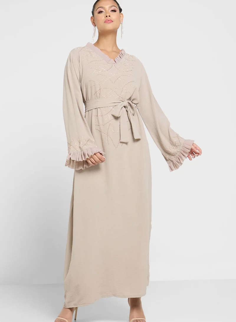 hayas closet Pleat Detail Embellished Jalabiya