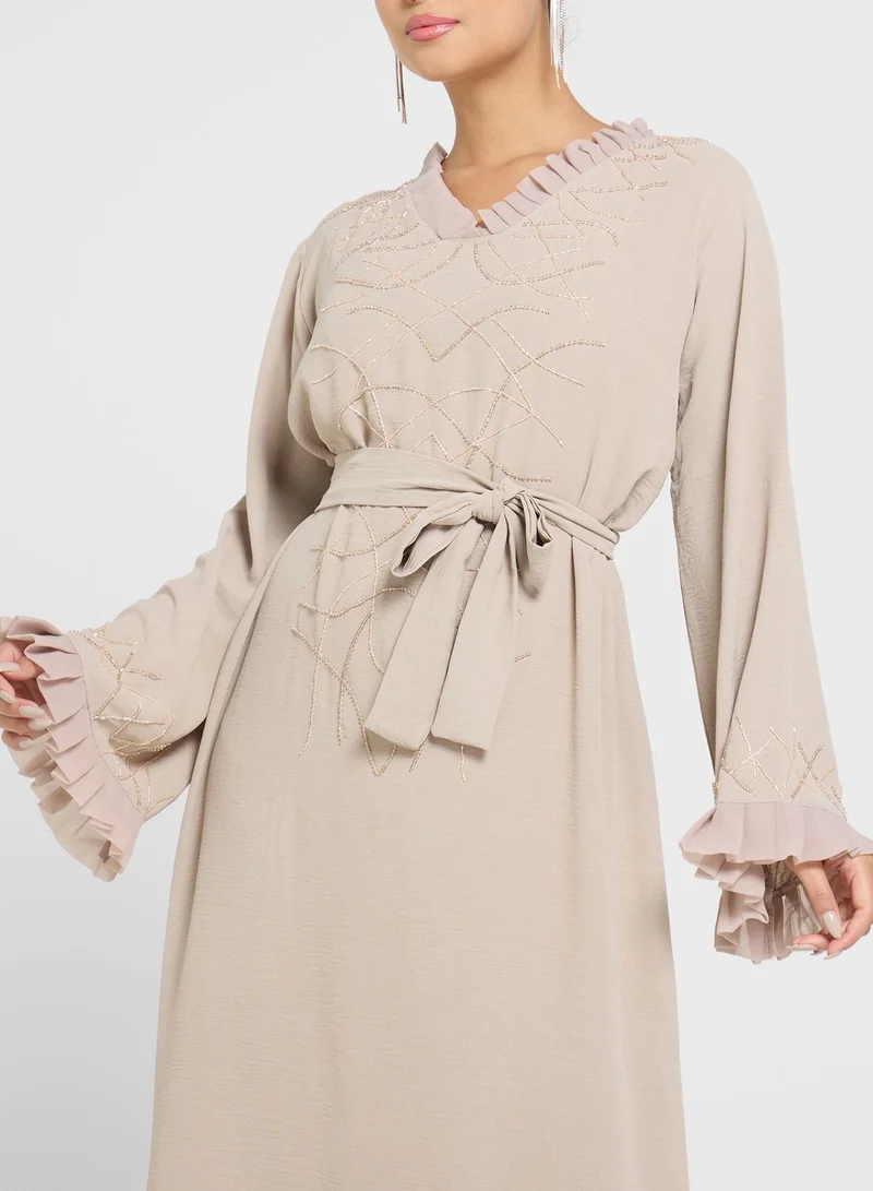 hayas closet Pleat Detail Embellished Jalabiya