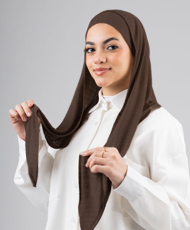 طرحة كويتية أنيقة من ليقرا — لون بني غامق