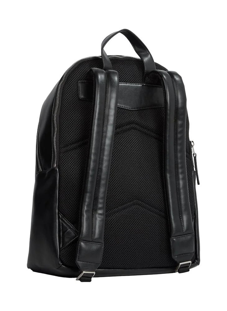 كالفن كلاين ROUND BACKPACK