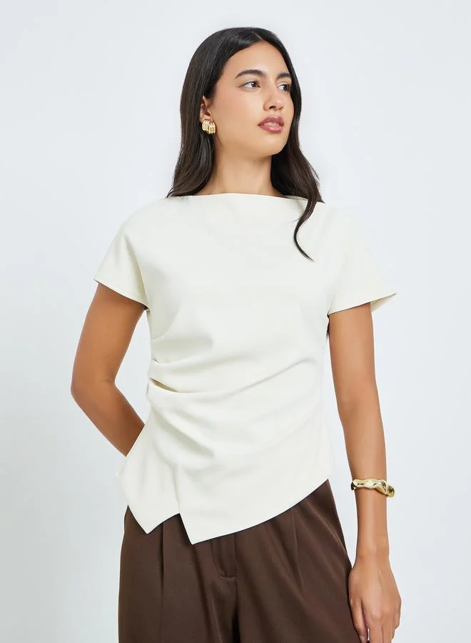 Off White Solid Blouse with Asymmetric Hem