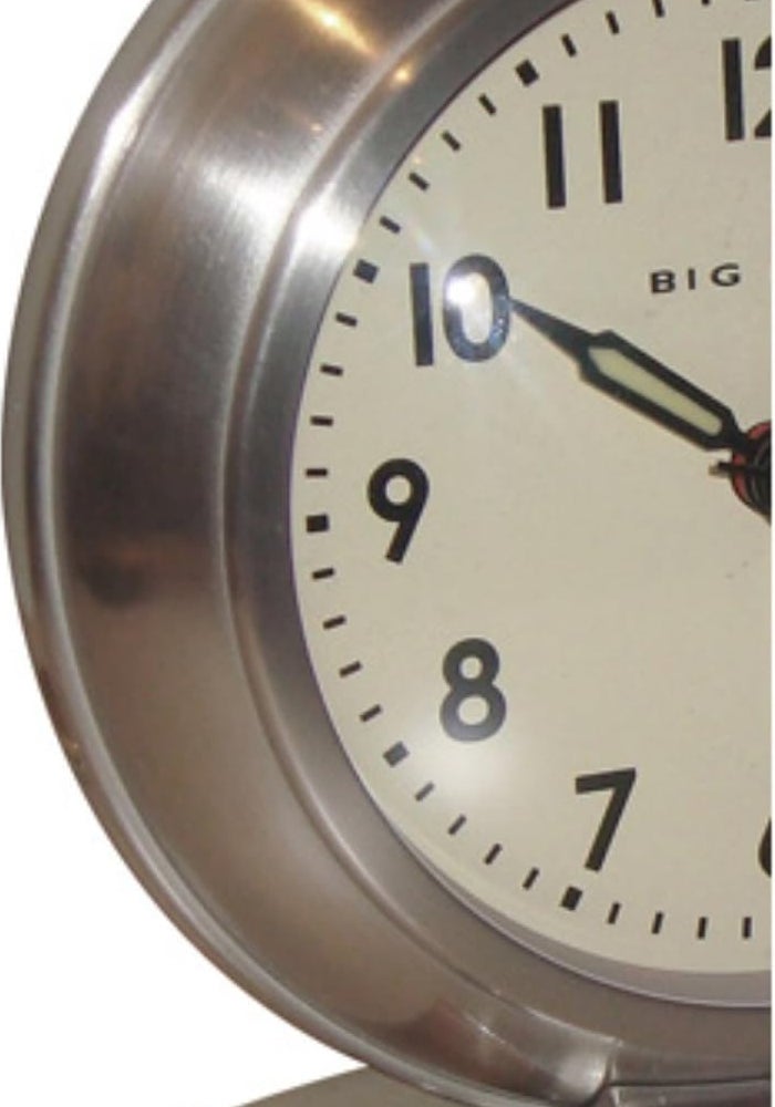 Westclox Big Ben Classic Alarm Clock with Quartz Movement - Image 2