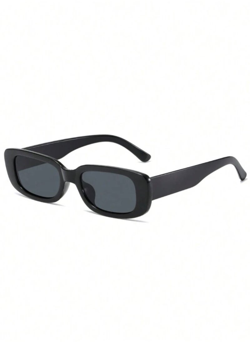 JewelryEveryday - Elegant And Modern Unisex Black Sunglasses - Image 1