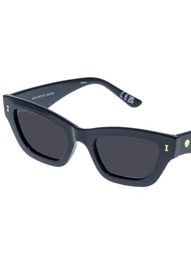 Solarized SLIM CAT-EYE Luxury Sunglasses for Men & Women – High Quality Designer Eyewear, UV Protection, Stylish Frames, Timeless Elegance, and Fashionable Eye Shades  - Image 3